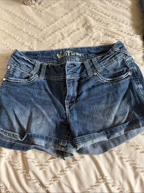 WallFlower Medium Dark Blue Rolled-Hem Denim Shorts